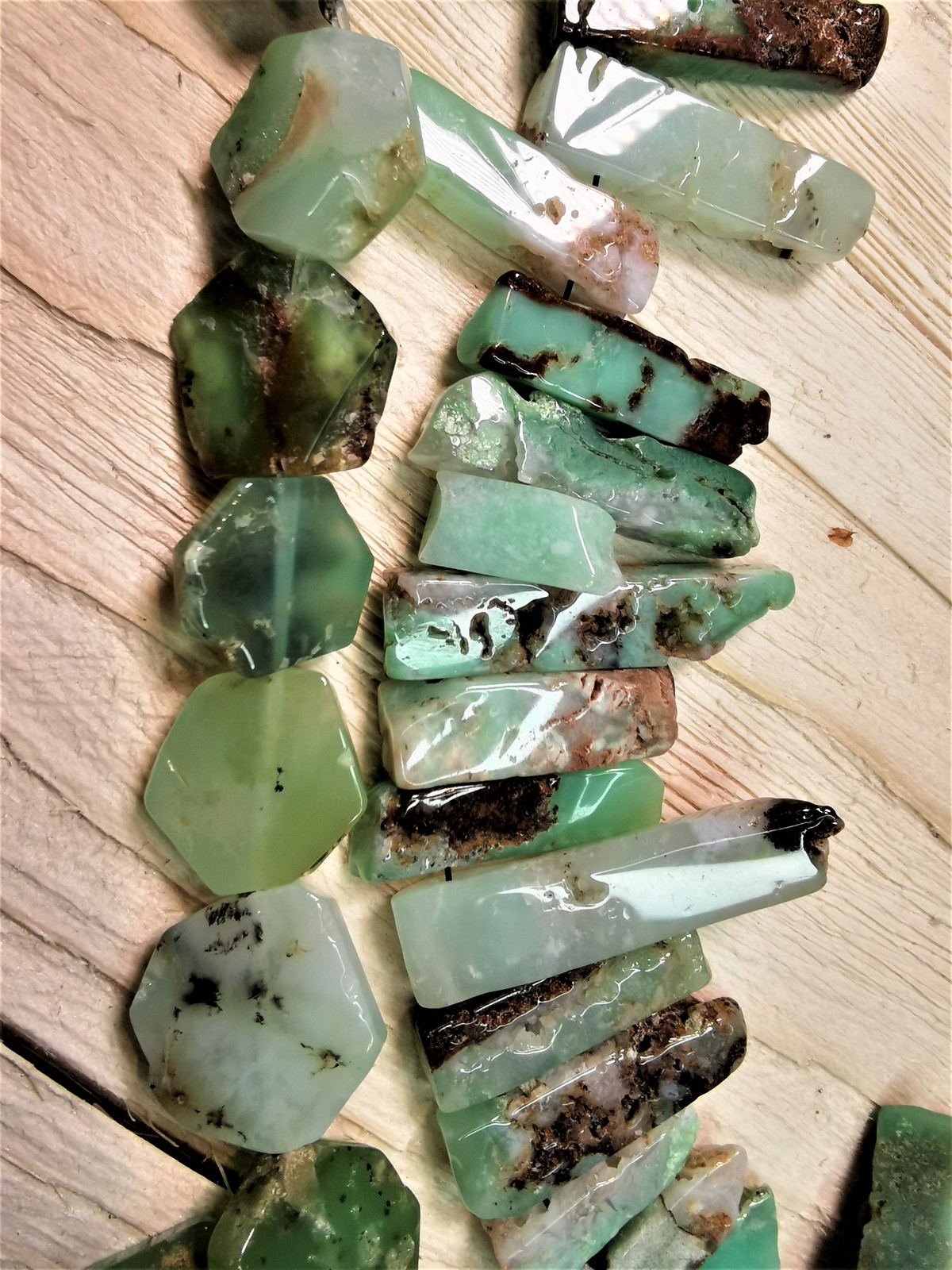 CHRYSOPRASE